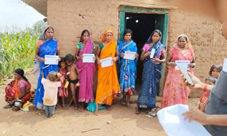 मुख्यमंत्री ऊर्जा खुशहाली योजना के तहत बिजली बिल माफी प्रमाण पत्र का वितरण