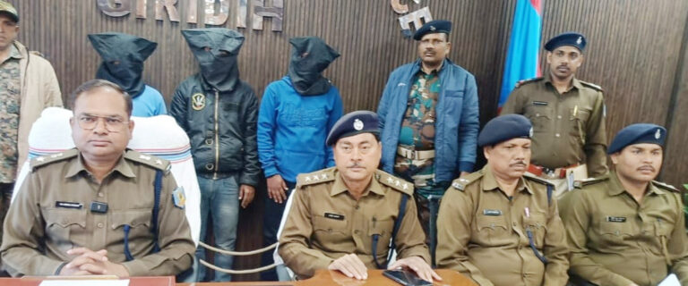 पुलिस ने तीन साइबर अपराधी को किया गिरफ्तार