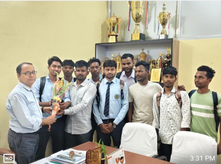 डोरंडा कॉलेज में अबुआ अधिकार मंच की नई इकाई गठित – अमित तिर्की अध्यक्ष, दिवाकर प्रजापति महासचिव नियुक्त