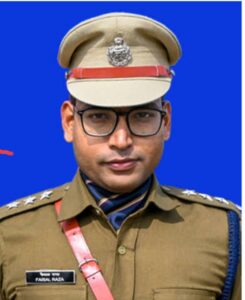 दंगाइयों से जान बचाकर भागे लोगों को पुलिस ने और भी अधिक तड़पाया