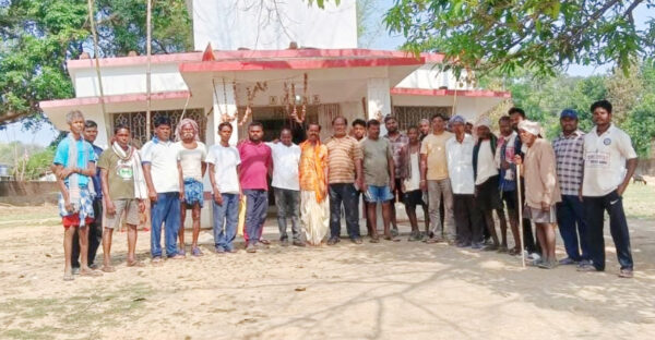 दुबलिया गांव में मंडा पूजा को लेकर हुई बैठक, भव्य आयोजन की बनी रूपरेखा