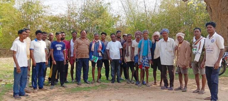 दुबलिया गांव में मंडा पूजा को लेकर हुई बैठक, भव्य आयोजन की बनी रूपरेखा