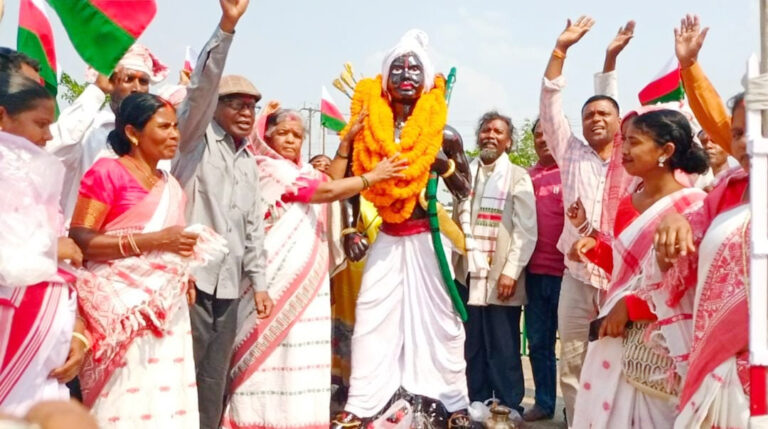 महाराजा मदरा मुंडा जयंती पर पारंपरिक रीति-रिवाजों के साथ 44 धार्मिक स्थलों पर पूजा