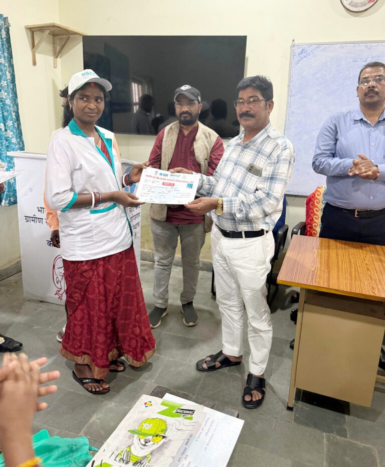 भारतीय स्टेट बैंक ग्रामीण स्वरोजगार प्रशिक्षण संस्थान में 'कृषि उद्यमी सह बागवानी सखी' कार्यक्रम का समापन