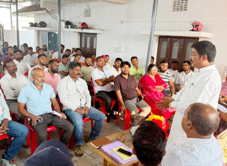 रांची जिला ग्रामीण कांग्रेस कमेटी की बैठक संपन्न, संगठन को जमीनी स्तर तक मजबूत करने का संकल्प