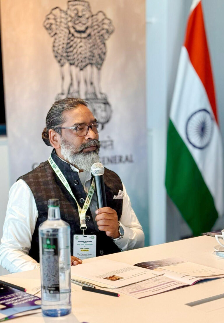 मुख्यमंत्री हेमंत सोरेन ने बार्सिलोना में प्रवासी भारतीय व्यवसायियों और विशेषज्ञों से की मुलाकात