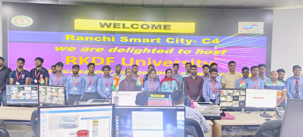 आरकेडीएफ यूनिवर्सिटी के बीटेक व डिप्लोमा के छात्रों ने किया राँची स्मार्ट सिटी कॉरपोरेशन का शैक्षणिक भ्रमण