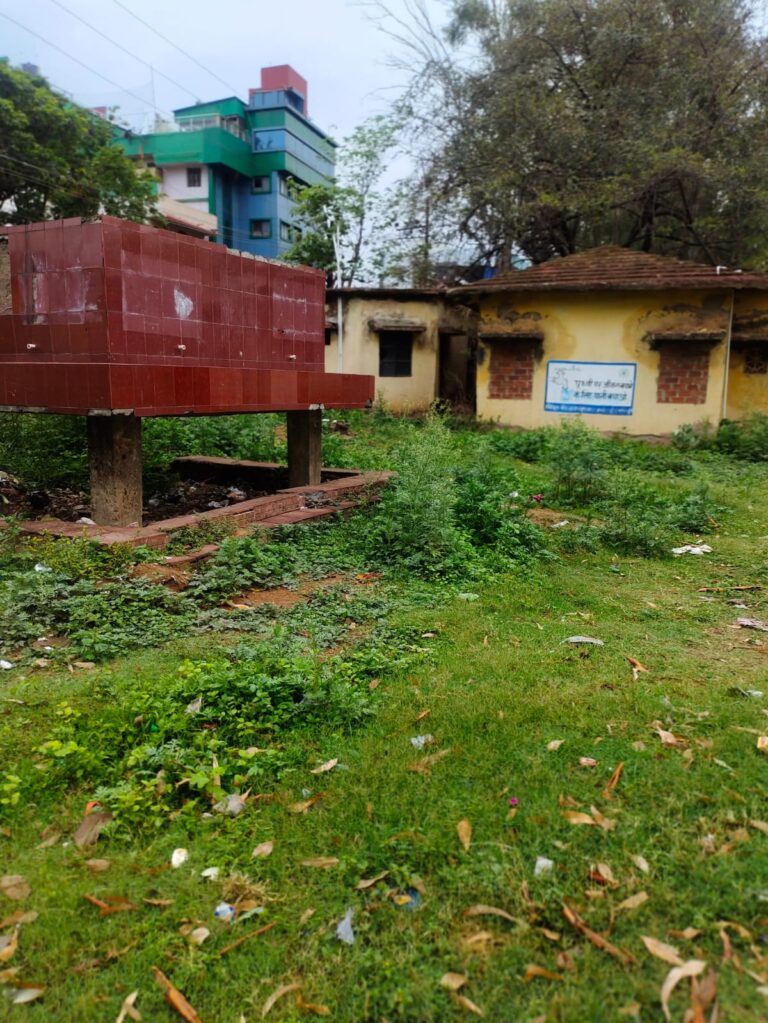 सूखी टंकी, गुमशुदा शिलापट्ट — कांके में विकास नहीं, धांधली की तस्वीरें