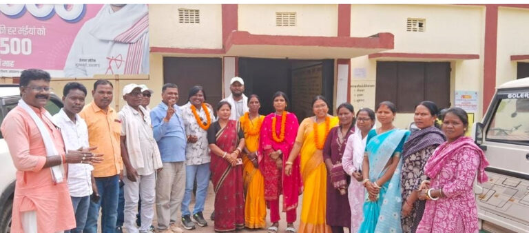 कांके प्रखंड में नया मुखिया संघ गठित, गुरुचरण मुंडा बने अध्यक्ष, भ्रष्टाचार उन्मूलन को बताया पहली प्राथमिकता
