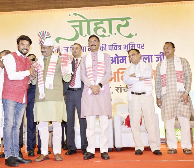 लोकसभा अध्यक्ष ओम बिरला के भव्य नागरिक अभिनंदन में तेली समाज का सम्मानभाव