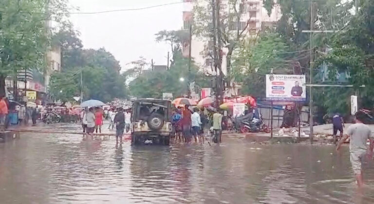 लालपुर जलजमाव से त्रस्त राँचीवासी, काली टॉवर बना तालाब
