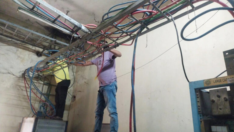 सरकारी संचार केंद्र में डकैती, सुरक्षा व्यवस्था पर उठे सवाल