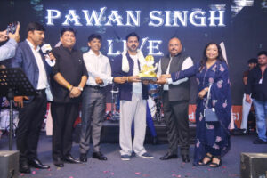 GIMS में PGDM छात्रों के लिए भव्य फ्रेशर्स पार्टी, पवन सिंह के गानों पर देर रात तक झूमे दर्शक