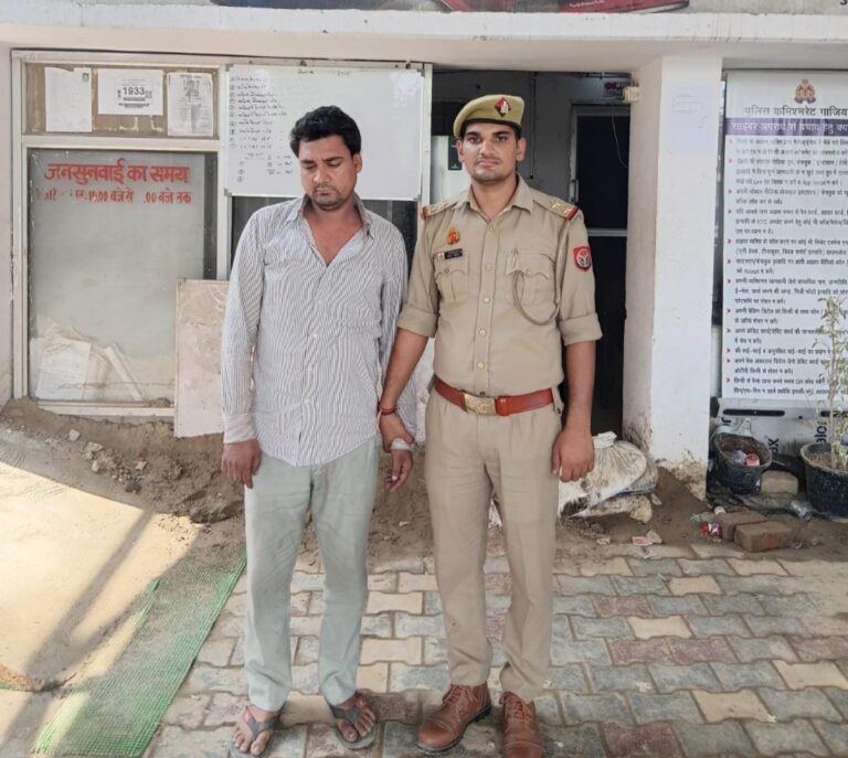 शादी न होने से नाराज़ युवक ने दी लाल किला उड़ाने की झूठी सूचना