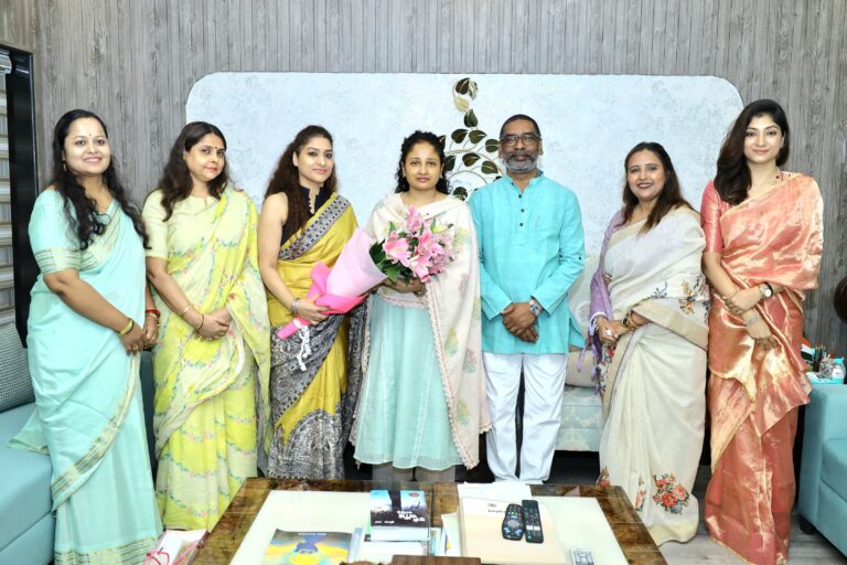 झारखंड के मुख्यमंत्री को जेसोवा ने दीपावली मेला में सम्मिलित होने के लिए किया आमंत्रित