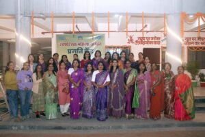 स्वर्णरेखा महिला समिति ने पीवीयूएनएल परिसर में ‘प्रगति’ ब्यूटी पार्लर व टेलरिंग शॉप का उद्घाटन