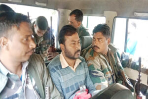 भवन निर्माण विभाग के कार्यपालक अभियंता 70 हजार रिश्वत लेते गिरफ्तार