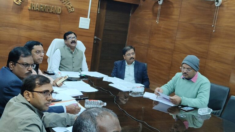 झारखंड के 1,61,55,740 मतदाताओं की मैपिंग पूरी झारखंड के 1,61,55,740 मतदाताओं की मैपिंग पूरी