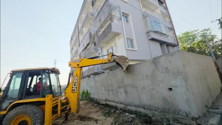 RIMS की जमीन पर बने अवैध अपार्टमेंट पर चलेगा बुलडोजर, 14 करोड़ का नुकसान