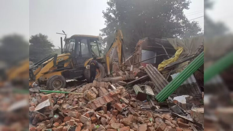 जमशेदपुर में आज गरजेगा बुलडोजर: 32 दुकानें होंगी जमींदोज, जानिए वजह