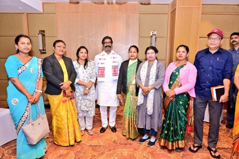 हेमंत सोरेन ने असम में झामुमो की चुनावी रणनीति कार्यकर्ताओं को दी जीत की राह