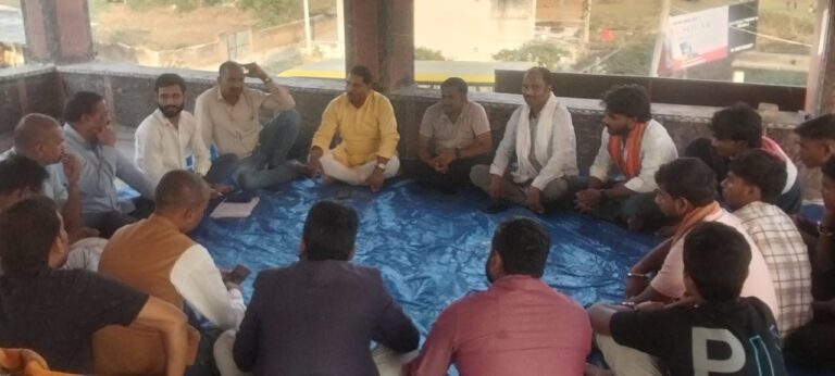 विश्व हिंदू परिषद बजरंग दल का समीक्षात्मक बैठक संपन्न, मंगला जुलूस निकालने की तैयारी