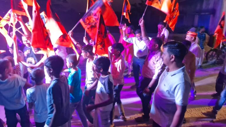 विहिप व बजरंग दल के तत्वावधान में हनुमान जन्मोत्सव पर भव्य शोभायात्रा का आयोजन विहिप व बजरंग दल के तत्वावधान में हनुमान जन्मोत्सव पर भव्य शोभायात्रा का आयोजन