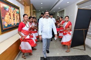 झारखंड में फिल्म और मीडिया शिक्षा को मिलेगा नया आयाम, JFDCL-SRFTI के बीच हुआ MoU