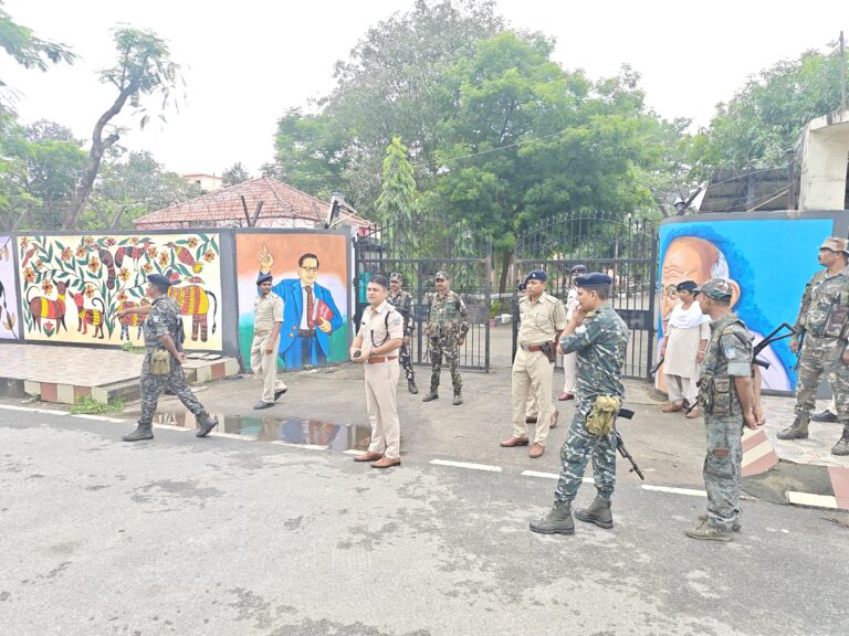 रामगढ़ व्यवहार न्यायालय को बम से उड़ाने की धमकी, हाई अलर्ट पर पुलिस