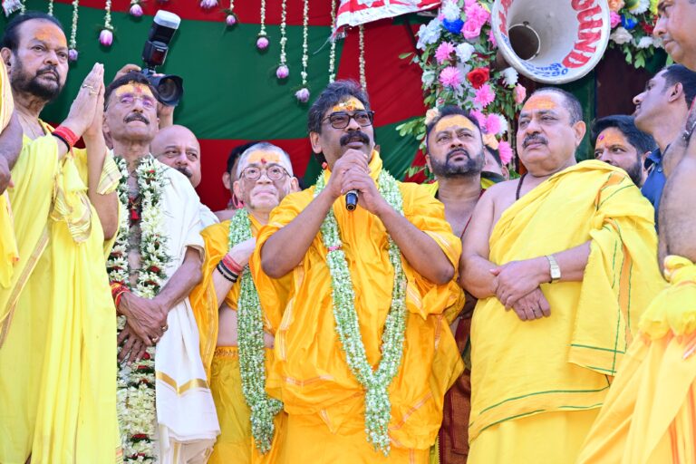 रथयात्रा महोत्सव में शामिल हुए राज्यपाल और मुख्यमंत्री, जगन्नाथपुर मंदिर को पर्यटन केंद्र के रूप में विकसित करने की घोषणा