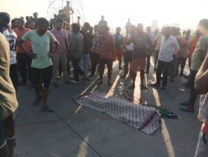 गोरहर में स्कॉर्पियो ने एक को रौंदा,वाहन गिरी खाई में, एक की मौत, तीन घायल