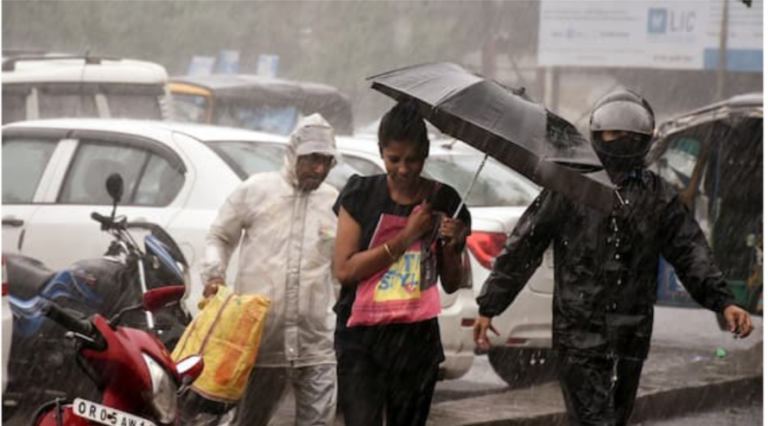 झारखंड Weather Update: मंगलवार से भारी बारिश के आसार, कई जिलों में येलो अलर्ट जारी