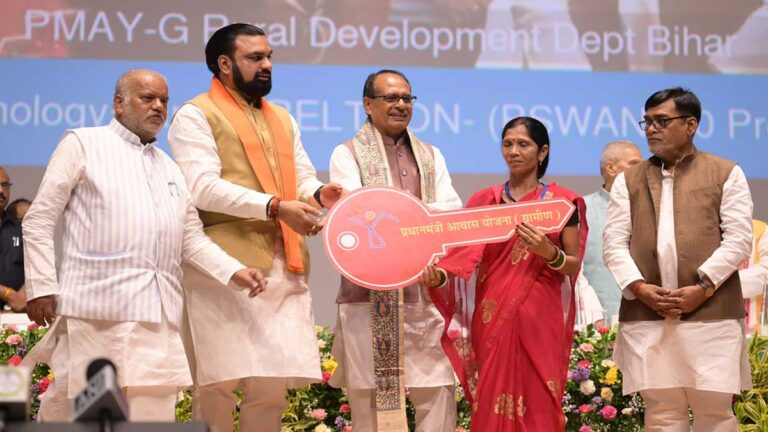 बिहार PM आवास योजना: गरीबों को घर के साथ मिलेंगी ये सुविधाएं