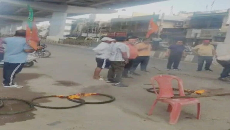 झारखंड बंद का रांची में असर, सड़कों पर उतरे BJP कार्यकर्ता