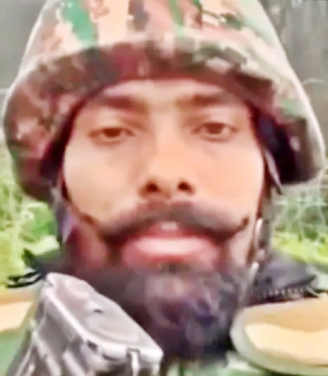 LoC पर देश की रक्षा या परिवार की चिंता? देवरिया विवाद पर पुलिस का जवाब LoC पर देश की रक्षा या परिवार की चिंता? देवरिया विवाद पर पुलिस का जवाब