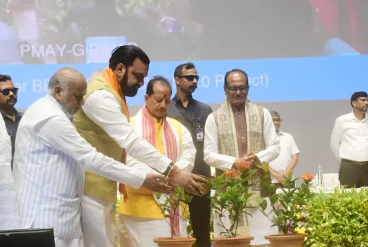 बिहार में महिला उत्पादों की बिक्री को बढ़ावा, हर जिले में हाट विकसित करेगा केंद्र बिहार में महिला उत्पादों की बिक्री को बढ़ावा, हर जिले में हाट विकसित करेगा केंद्र