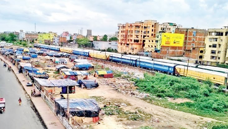95 करोड़ की परियोजना पर धीमी चाल, हार्डिंग पार्क टर्मिनल का काम ठप 95 करोड़ की परियोजना पर धीमी चाल, हार्डिंग पार्क टर्मिनल का काम ठप