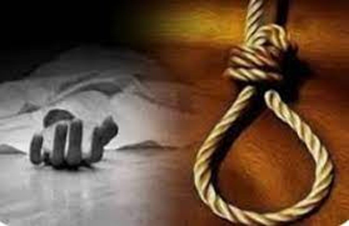 फंदे से लटका मिला 45 वर्षीय व्यक्ति का शव