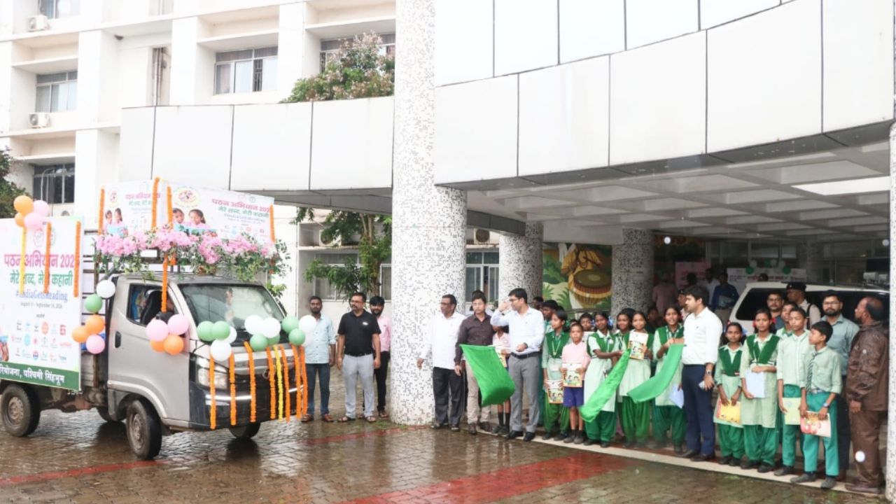 DC मनीष कुमार ने जागरूकता वाहन को हरी झंडी दिखाकर रवाना किया