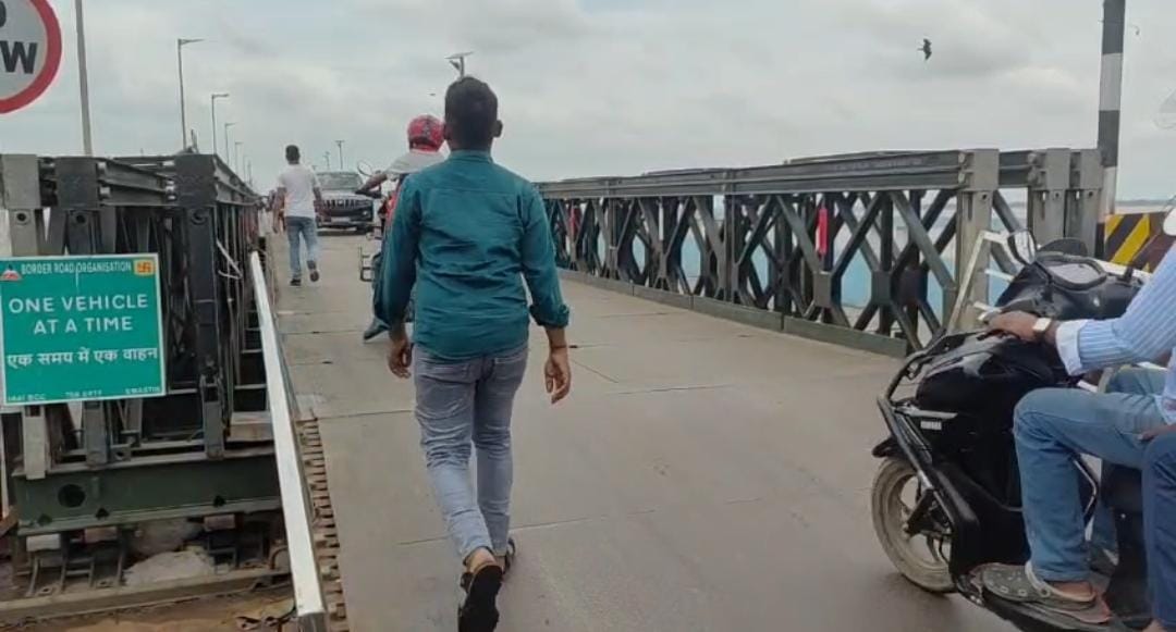 विक्रमशिला सेतु बंद होने पर गंगा में चलेंगे 12 बड़े जहाज, सेवा मुफ्त