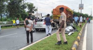 सड़क हादसे में मंत्री दीपिका पांडेय सिंह की बेटी की मौत