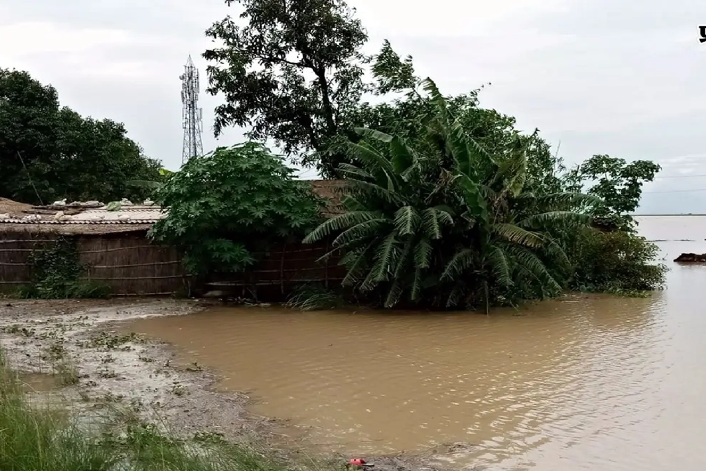गोपालगंज में बाढ़ का बढ़ा खतरा