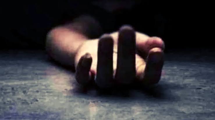 पुलिसकर्मी का शव बरामद