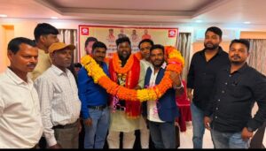 कमलेश राम के सम्मान में जुटा सफाई मजदूर संघ, संगठन विस्तार का लिया संकल्प