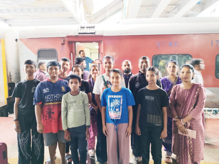 कुराश नेशनल चैंपियनशिप के लिए झारखंड टीम लुधियाना रवाना, 5-6 सितंबर को मुकाबले