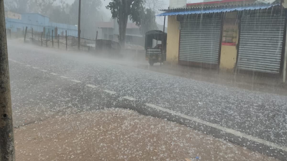 कांके में बदला मौसम का मिजाज, चांदनी चौक के पास हुई ओलावृष्टि