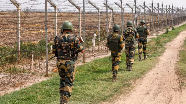 युवक को सांबा बॉर्डर के पास हिरासत में लिया गया