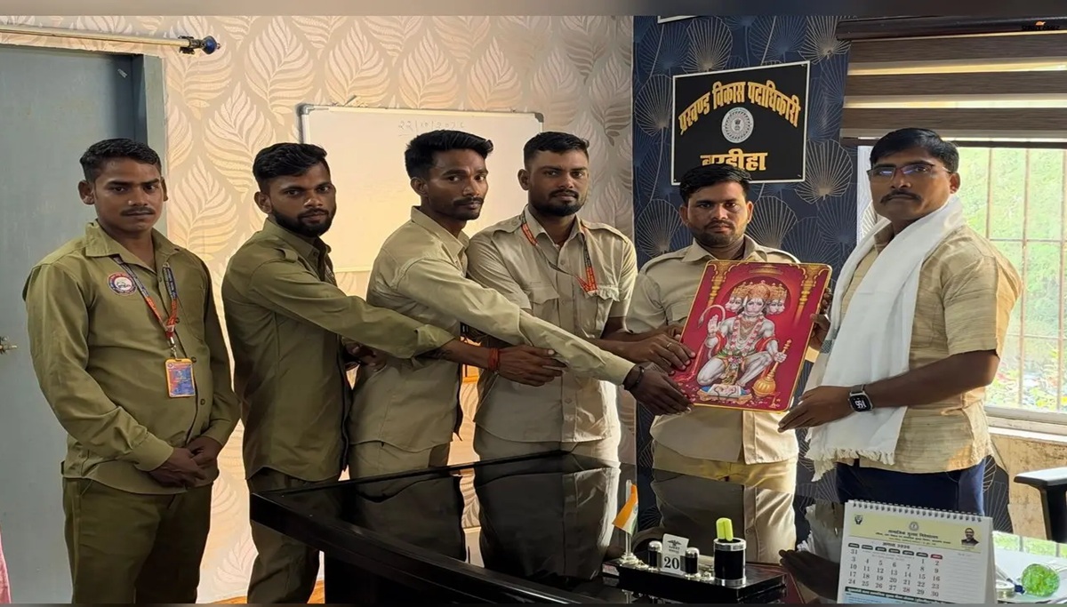 गढ़वा ड्राइवर संघ ने बरडीहा बीडीओ से की मुलाकात