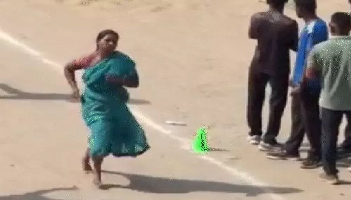 साड़ी पहनकर 1600 मीटर दौड़ी कविता कुमारी