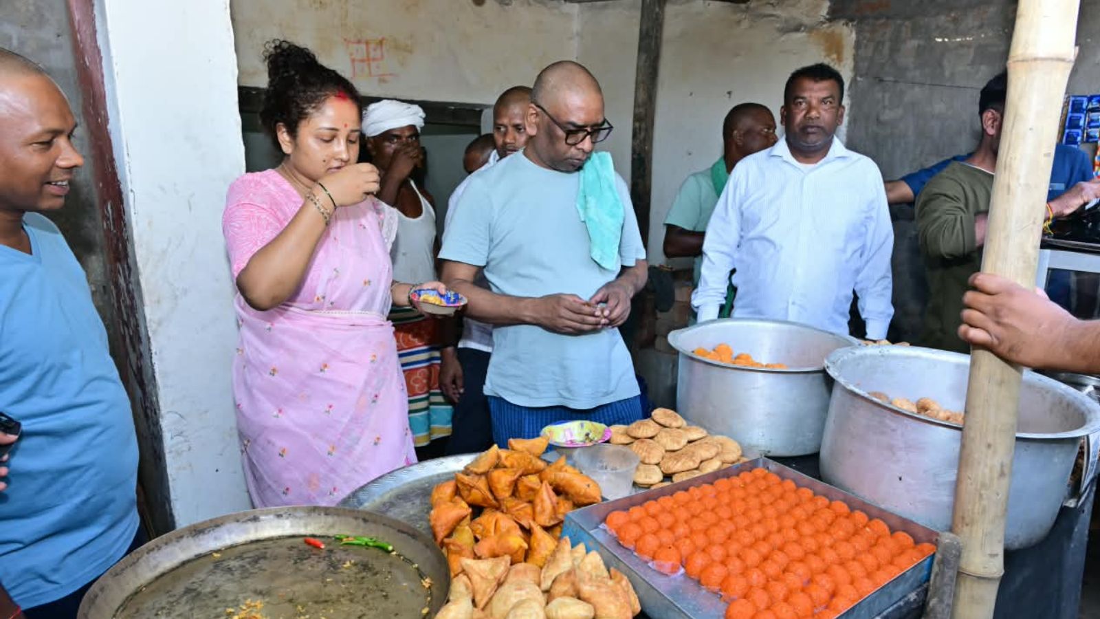 पत्नी कल्पना संग CM हेमंत सोरेन